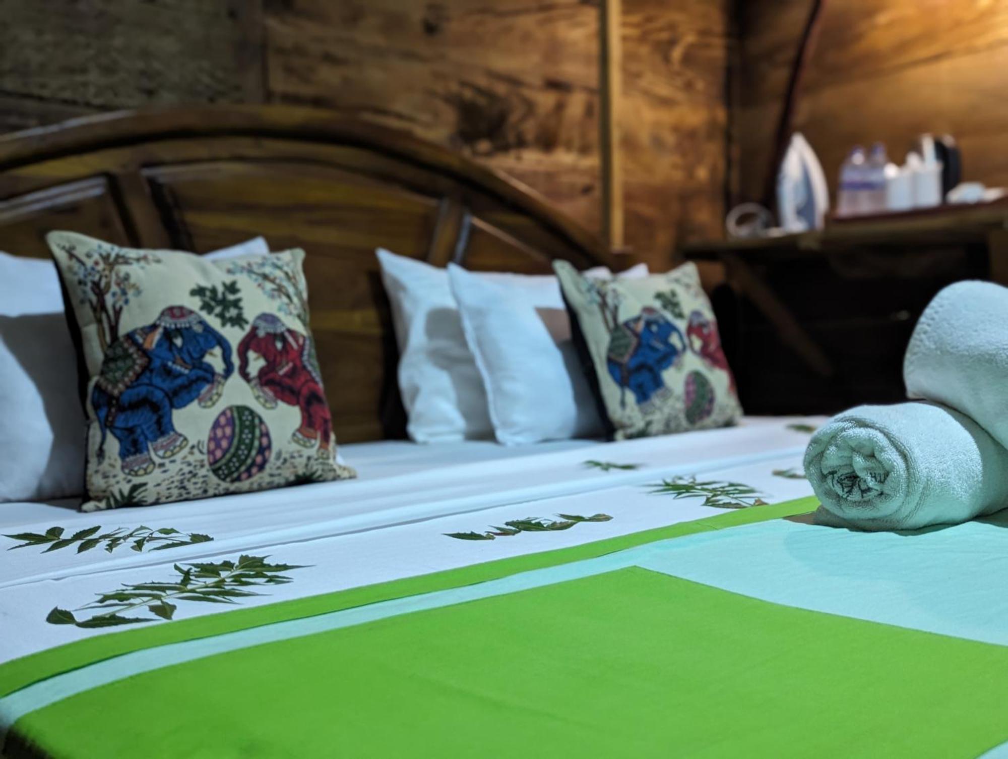 Visu Villa Hotel Хабарана Экстерьер фото